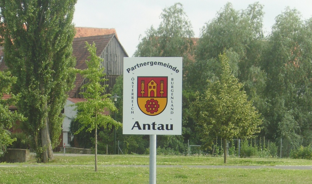 Grüße aus Antau - Hellmitzheim.de - fränkisches Dorf am Rande des ...